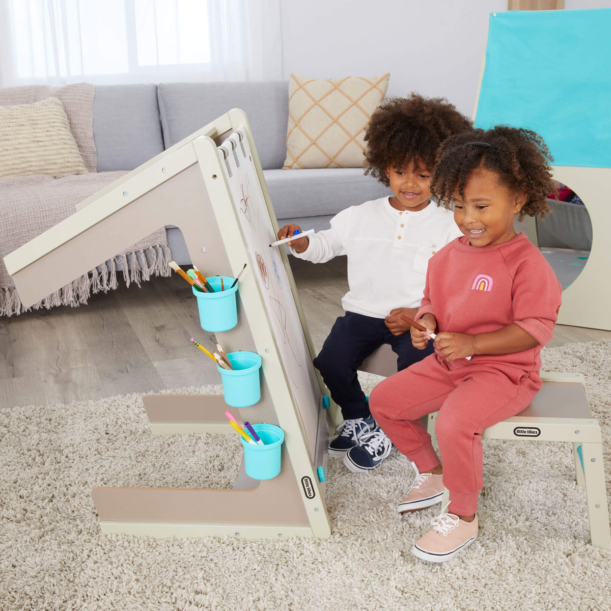 2-in-1 Easel and Art Table